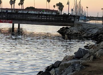 california/oceanside/attraction/oceanside-harbor-beach