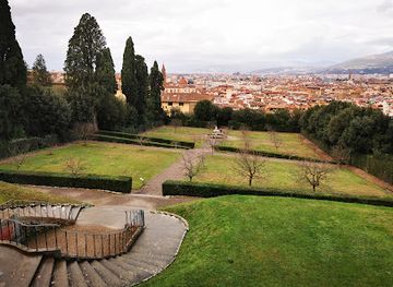 italy/valdarno/attraction/fontana-del-nettuno