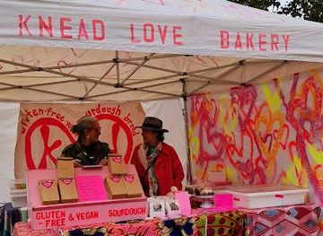 connecticut/greenwich-point-park/attraction/mccarren-park-greenmarket