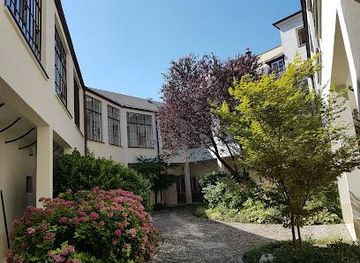 croatia/zagreb/attraction/national-archives-in-zagreb