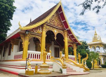 laos/savannakhet/attraction/wat-sainyaphum