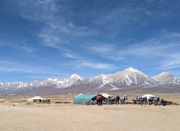 nepal/tilicho-lake/attraction/upper-mustang-korola-border