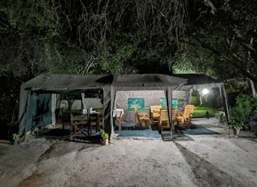 botswana/north-west-district/attraction/african-bush-lovers-hide-inn-campsite