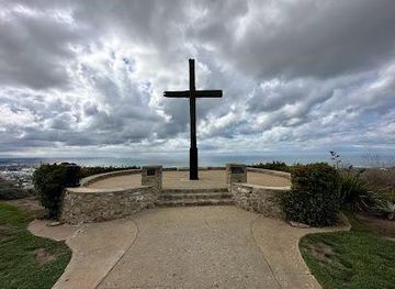 california/santa-barbara/attraction/serra-cross
