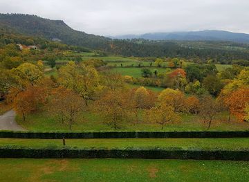spain/montseny-natural-park/attraction/castell-de-montesquiu