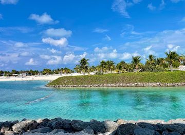 the-bahamas/bimini/attraction/bimini-beach