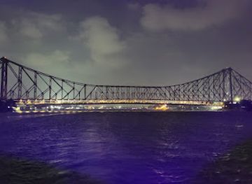 india/kolkata/attraction/nauka-sailing