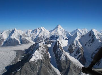 kyrgyzstan/tian-shan-mountains/attraction/engilchek-glacier