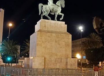 tunisia/tunis/bab-el-bhar/attraction/shar-al-habib-bourguiba