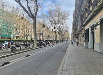 spain/barcelona/attraction/gran-via-de-les-corts-catalanes