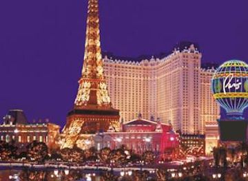nevada/north-las-vegas/attraction/eiffel-tower-viewing-deck