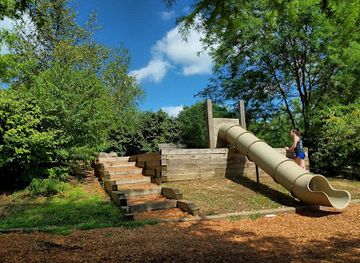 iowa/iowa-city/attraction/willow-creek-park