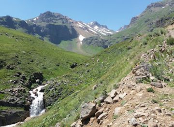 armenia/mount-aragats/attraction/small-waterfall-in-aragats