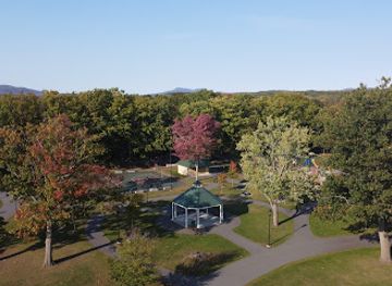 massachusetts/mount-greylock-state-reservation/attraction/the-common