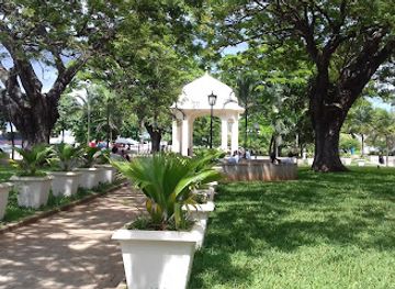 tanzania/stone-town/forodhani-gardens/attraction/jamhuri-gardens