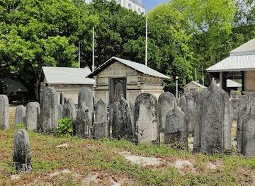 maldives/hulhumale/attraction/old-friday-mosque-minaret-since-1675
