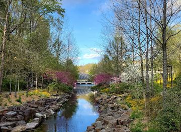 arkansas/bentonville/attraction/love-sculpture