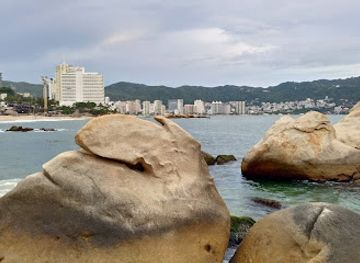 mexico/acapulco/acapulco-tradicional/attraction/diana-the-huntress