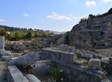 lebanon/south-lebanon/attraction/temple-of-eshmun