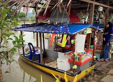malaysia/perlis/attraction/floating-market