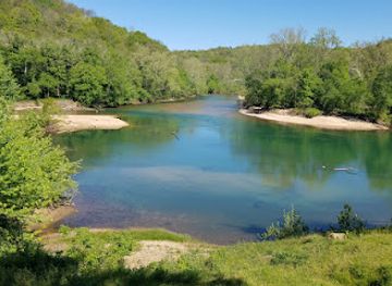 missouri/current-river-basin/attraction/ozark-national-scenic-riverways-park-headquarters-no-visitor-center