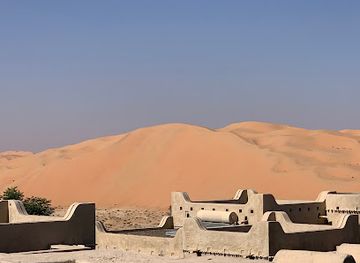 united-arab-emirates/liwa-oasis/attraction/big-hiking-dune