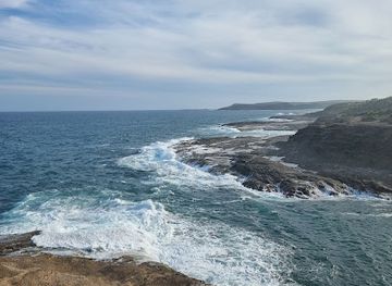australia/central-coast/attraction/shark-hole