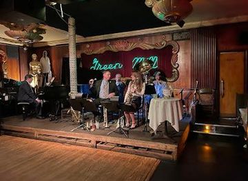 illinois/waukegan/attraction/the-green-mill