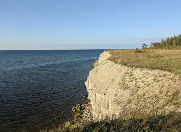 Parvlaev Estonia mälestusmärk
