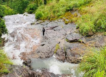 sri-lanka/kitulgala/attraction/dothaloya-waterfull-view-point