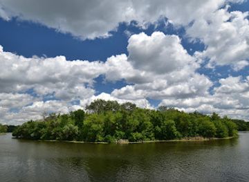 ukraine/seversky-donets-river/attraction/halyavyna-s-sydorove