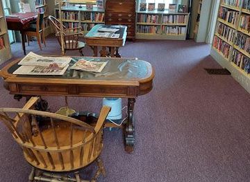 maine/augusta/attraction/wiscasset-public-library