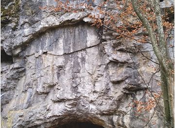 czechia/moravian-karst/attraction/jeskyne-jestrabka