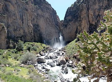 peru/colca-canyon/attraction/catarata-sankillay