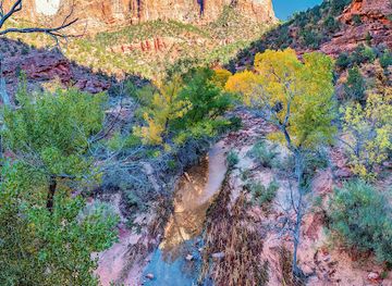 utah/mt-carmel/attraction/the-zion-mount-carmel-tunnel