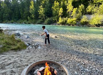 germany/zugspitze/attraction/wasserfall-loisach