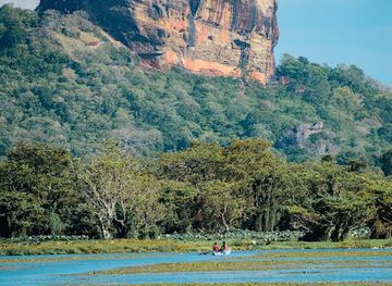 sri-lanka/sigiriya/attraction/thalkote-lake-view-point-sigiriya
