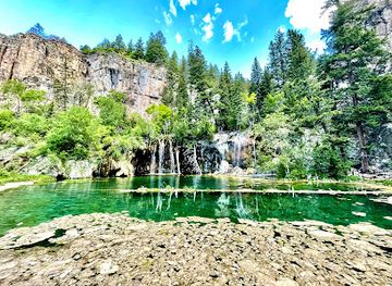 colorado/glenwood-springs/attraction/hanging-lake-trailhead