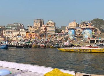 india/varanasi/attraction/varanasi-tourist-guide-experience-the-best-of-varanasi-with-experts