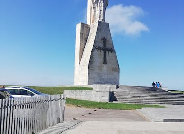 spain/oviedo/attraction/sacred-heart-of-jesus-monument