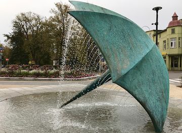 latvia/ventspils/attraction/lietussargs