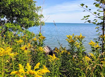 wisconsin/great-river-road/attraction/spirit-of-the-rivers-monument