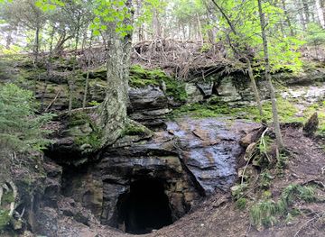 new-york/adirondack-mountains/attraction/kunjamuk-cave