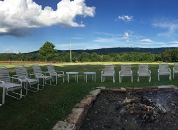 tennessee/cumberland-plateau/attraction/wildwood-stables