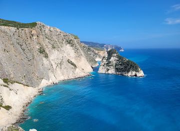 greece/zakynthos/attraction/thea-plakaki