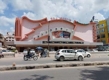 india/jaipur/attraction/raj-mandir-cinema-jaipur