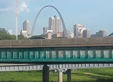 illinois/metro-east/attraction/world-wide-technology-raceway