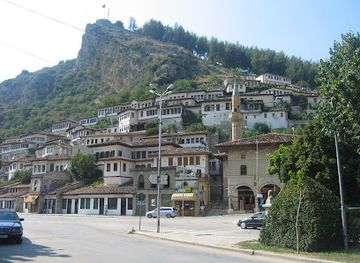 albania/skrapar/attraction/bachelors-mosque