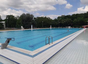 hungary/csallokoz/attraction/thermal-corvinus-velky-meder