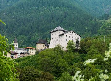 italy/val-di-non/attraction/castel-caldes